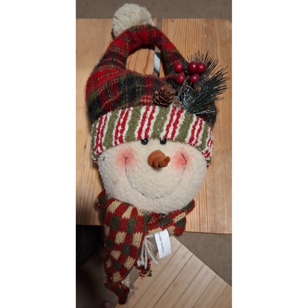 Country Door Hanging Christmas Snowman With Cone,Berries,Evergreen